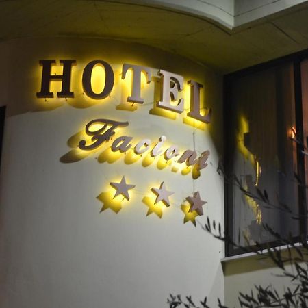 Hotel Facioni Pomezia Exterior photo